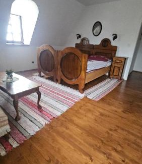 Kostany nad Turcom House | Kaštieľ Košťany