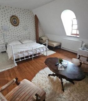 Kostany nad Turcom House | Kaštieľ Košťany