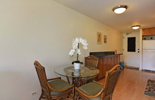 Honokowai Condo | KA 402 Spacious Studio Close to Ocean Heated Pool