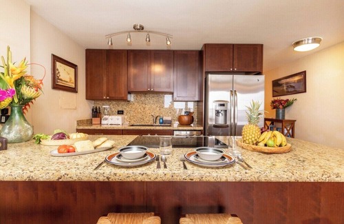 Honokowai Condo | KA 409 OceanFront 1BD Condo w Ocean Views Pool AC