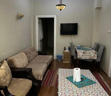 Emin Sinan Apartment | Kadırga Mavi Apart