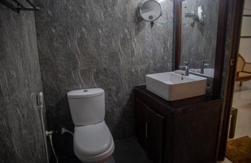 Kalpitiya Hotel | Kadolana Hotel and Restaurant