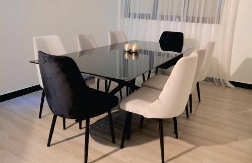 Arada House | Kaffuhsmartt