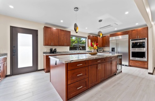 Kahala House | Kahala Zen by Gather: Spacious 5BR Modern Oasis w/Studio & Lush Garden
