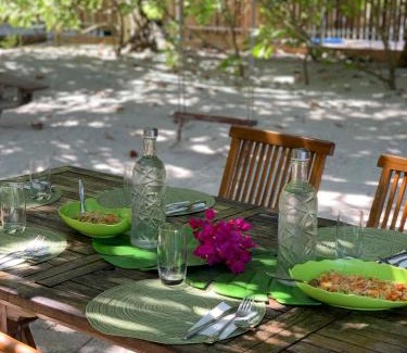 Thulusdhoo Island House | Kahanbu Ocean View