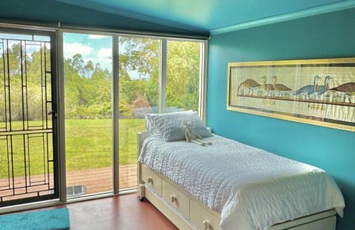 Apollo Bay House | Kahmahnee - Apollo Bay dog friendly retreat