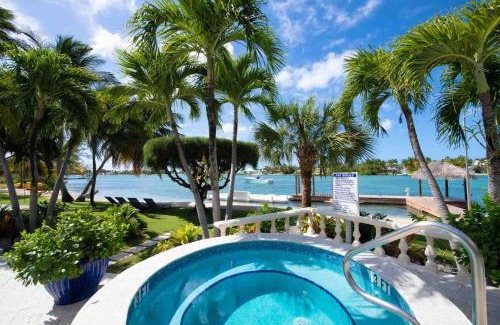 Rum Point House | Kaiku 6BR home
