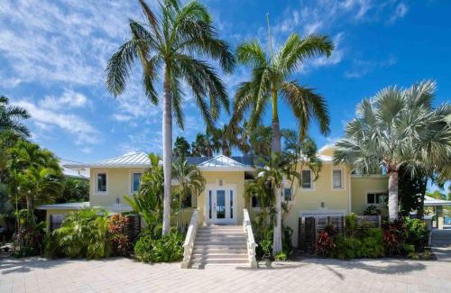 Rum Point House | Kaiku 6BR home