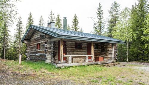 Syote House | Kaira 27, kahden makuuhuoneen kelomökki Syötteellä, valaistun ladun vieressä