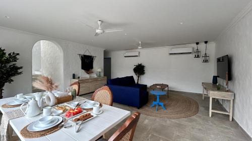 Kalote Mokashi Villa | Kairos Iris & Theos