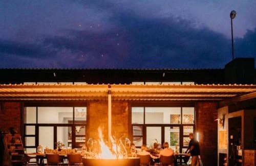 Joe Morolong Cabin | Kalahari Erfenis
