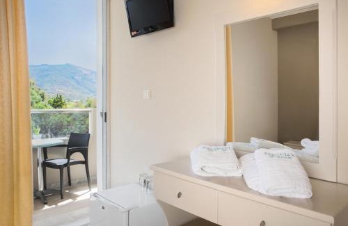 Kalamaki Hotel | Kalamaki Beach Hotel, Zakynthos Island