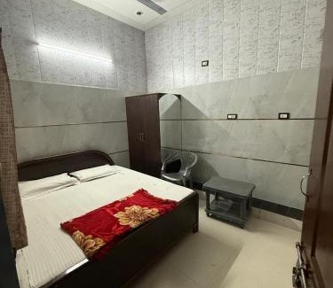 Mathura House | Kalindi Blessings Deluxe Guest House