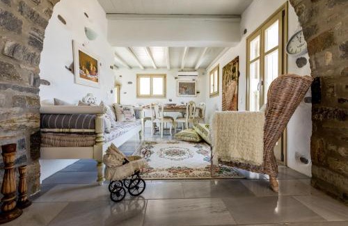 Chrissi Akti Villa | Kallirroe Master Villa with Sea View and Pool