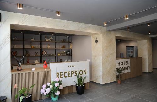 Rade Hotel | Kalpazo Hotel Tommy Durres