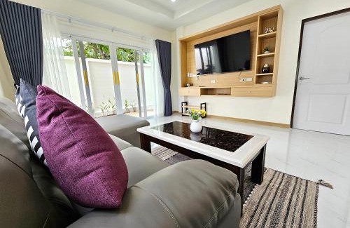 Kamala Villa | Kamala Green View Pool Villa
