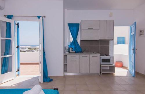 Kamari Apartment | Kamari Open View - Sea Escapes in Santorini
