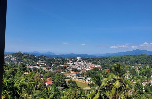 Kandy Apartment | Kandy City View MPM Apartment - 2B your ideal retreat for up to 8 guests 4 rooms
