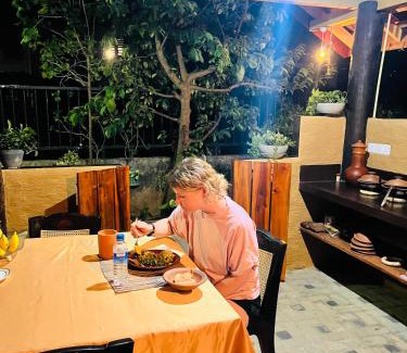 Kandy Resort | Kandyan Hut Cooking Classes