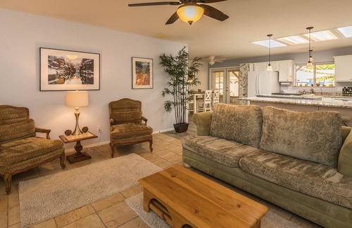 Cottonwood House | Kapila Gardens Family Retreat with heated pool