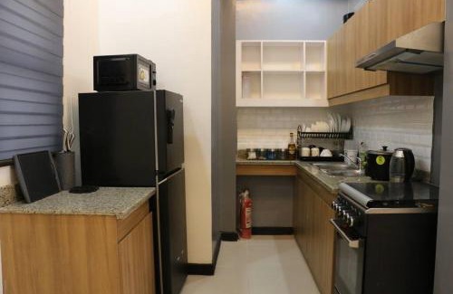 Pasig Apartment | Kapitolyo Prisma Residential Condo TCPH21 - NYC Vibes Penthouse with KTV Pool and Balcony with City View Panorama 5 Min Drive to BGC St Lukes and Ortigas - Staycations by SMS