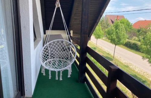 Zánka Apartment | Karádi apartman