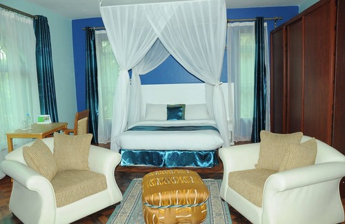 Nairobi Hotel | Karen Inn and Suites