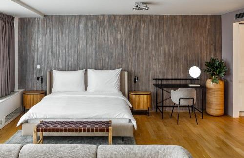 Karlin Apartment | Karlin Residence by TKC
