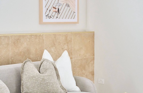 Hunchy Apartment | Karma Suites - Suite 3