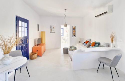 Pyrgos Villa | Karpimo North - Sunset view - Private Jacuzzi - up to 4pp