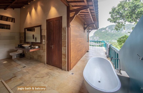 El Nido Villa | KARUNA JOGLO 4 WITH OCEAN VIEW