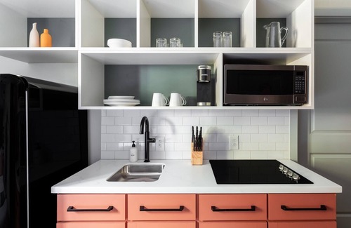 Dilworth Apartment | Kasa | Explore Dilworth's tree-lined streets | Charlotte