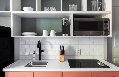 Dilworth Apartment | Kasa | Explore Dilworth's tree-lined streets | Charlotte