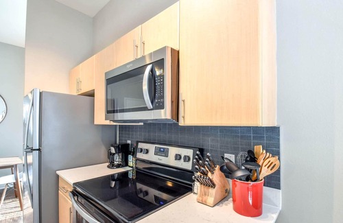 Legacy Park Apartment | Kasa | Timeless 1BD + Pool Access | Plano
