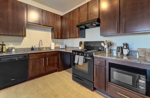 Westown Apartment | Kasa Westown Milwaukee