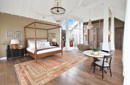 Berawa Villa | Kasianda House - Private Resort with Culinary Team, Butlers and Mixologists