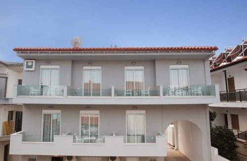 Polichrono Apartment | Kassandra Studios