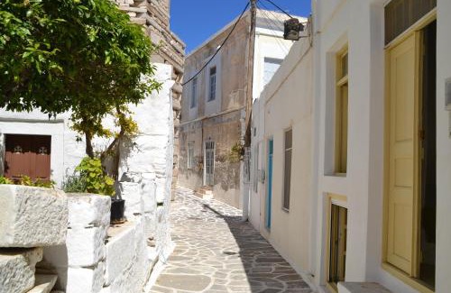 Parikia House | Kastro