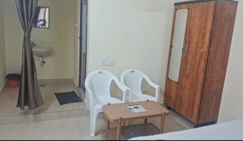 Tiruvannamalai Hotel | KASTURI SUBRAMANIAN ROOMS AC