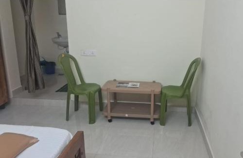 Tiruvannamalai Hotel | KASTURI SUBRAMANIAN ROOMS AC