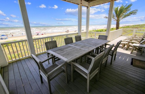 Beachside Village House | Kathie's Beachfront Kottage home