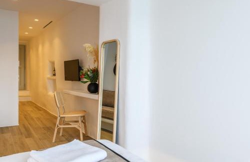 Little Venice Apartment | Katoi Suite (κατώι suite)