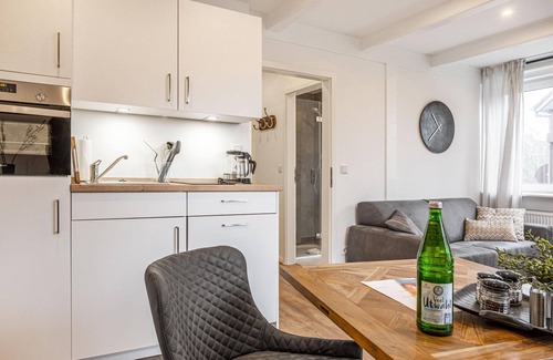 Ostersiel Apartment | 'Katzenhai' vacation apartment with balcony for a relaxing break