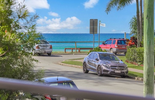 Bilinga Apartment | Kauai 2 - Pet Friendly Beachside Bilinga - Min. 3 Night Stays
