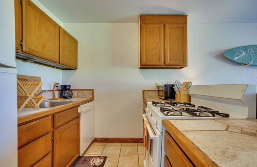 Kaunakakai Apartment | Kaunakakai Home at Molokai Shores w/Pool!
