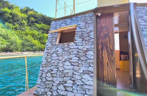 Le Carbet Boat Rental | Kawaida - Hébergement insolite - Yaliyo