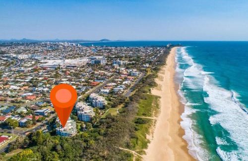 Buddina Apartment | Kawana Waters Ocean Front Unit-Surfside Resort Sunshine Coast