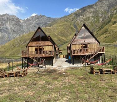 Stepantsminda Ski Chalet | Kazbegi 4 side cottages