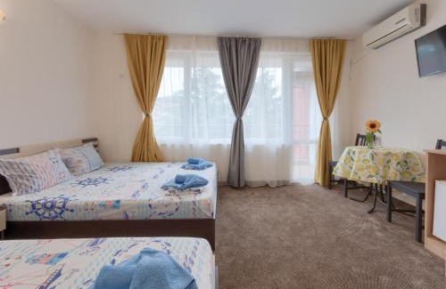 Kiten House | Kazlarov Guest House