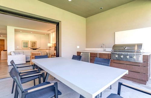 Honokowai Condo | KBM Resorts | 2 FREE CARS | Honua Kai Luana | Ground Floor 6-Bedroom Suites | Private Outdoor Kitchens! HKL-12A/B